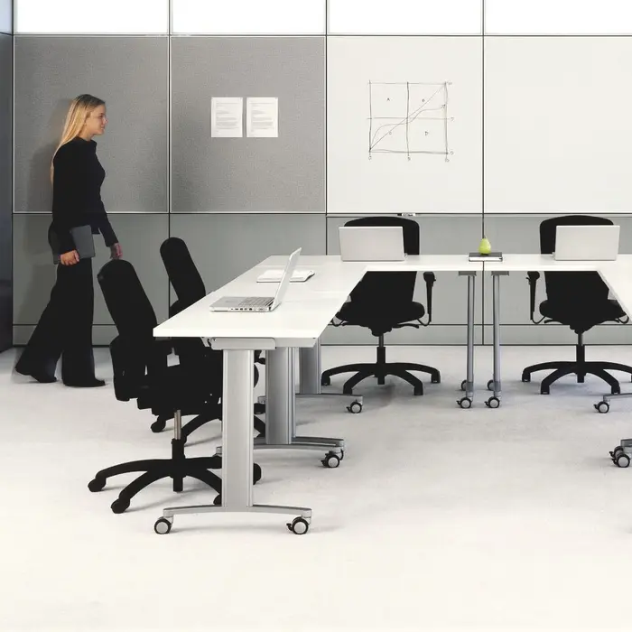 Tables et Espaces Collaboratifs