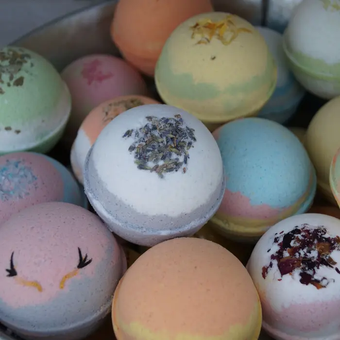 Bombe de bain effervescente